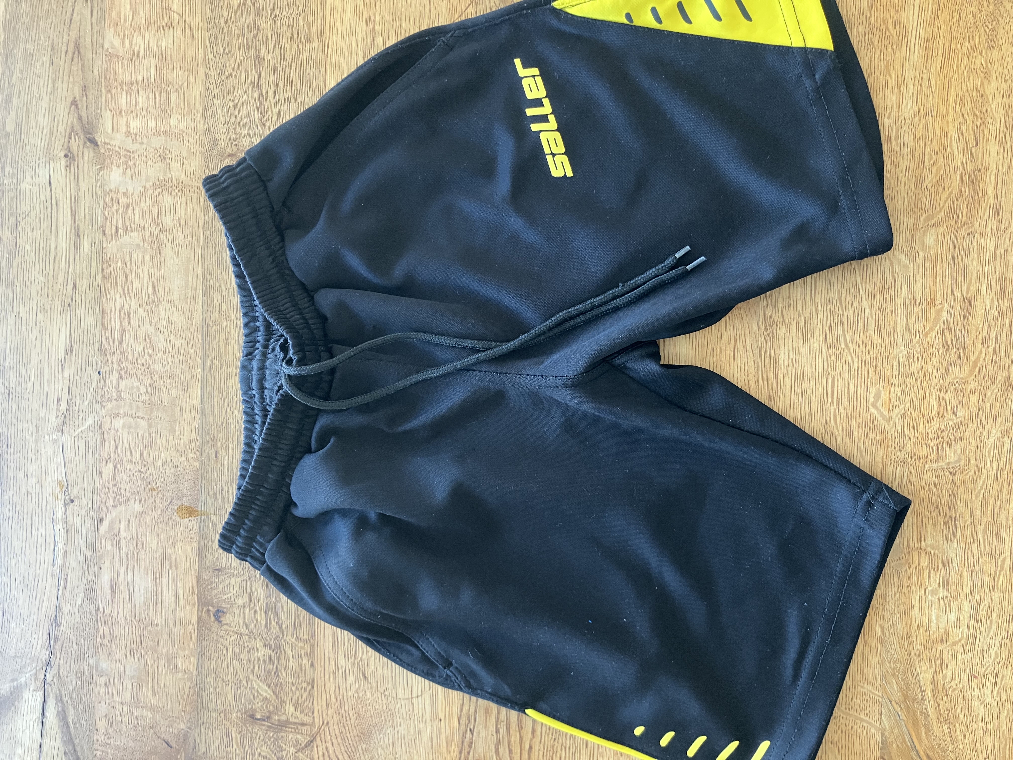 Kurze Trainingshose Saller